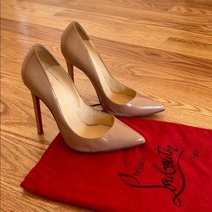 Christian Louboutin So Kate Nude Neels